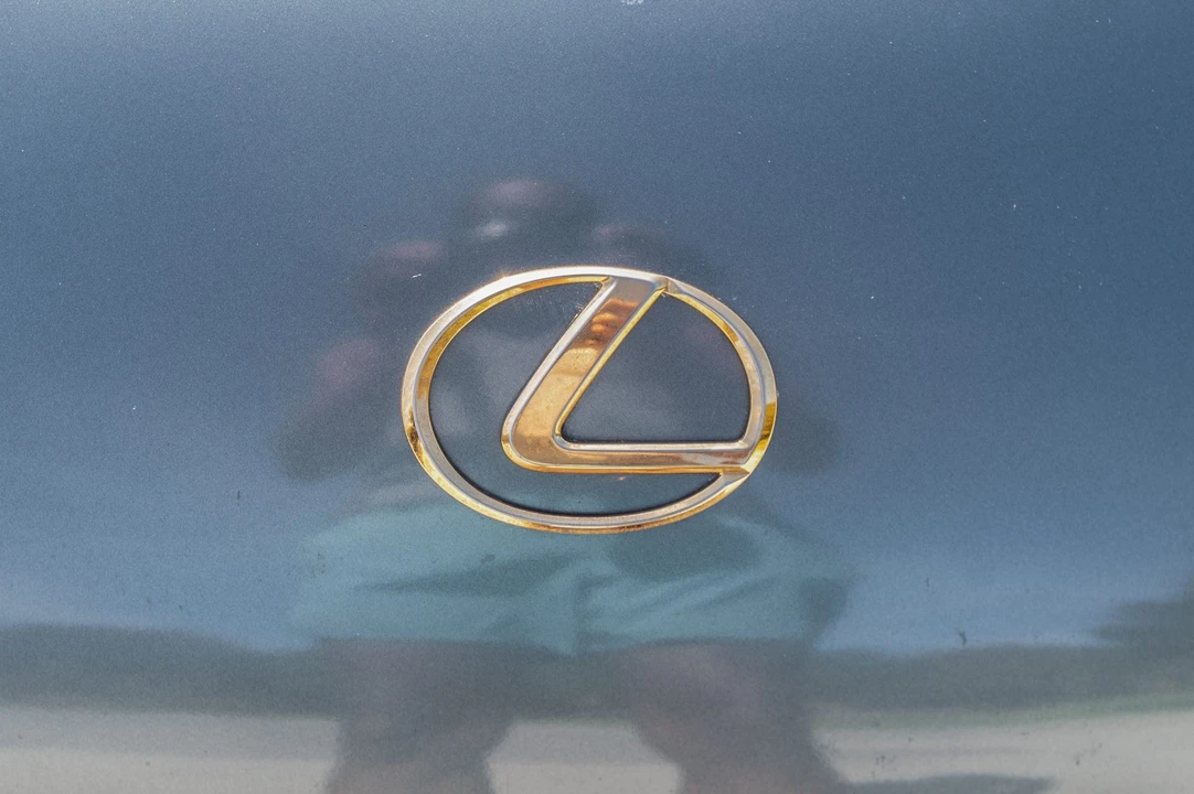 1992 Lexus SC400 - Image 10 of 31