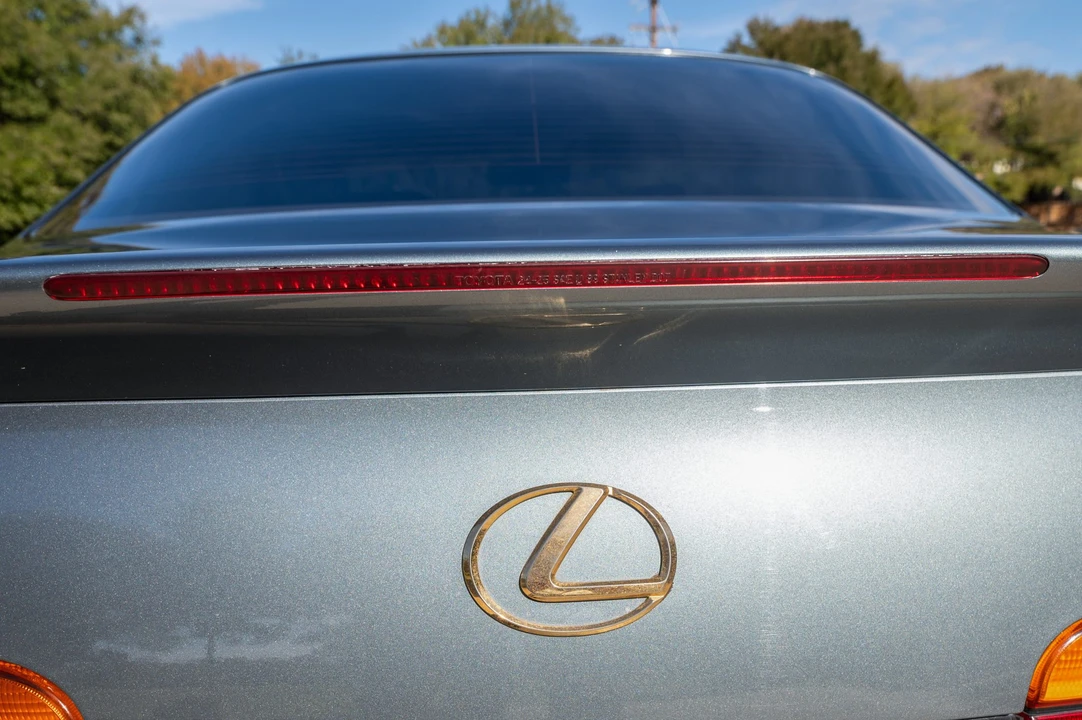 1992 Lexus SC400 - Image 17 of 31