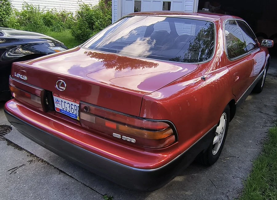 1992 Lexus ES 2nd Gen - Image 4 of 15