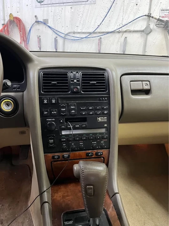 1992 Lexus LS 1st Gen - Image 5 of 16
