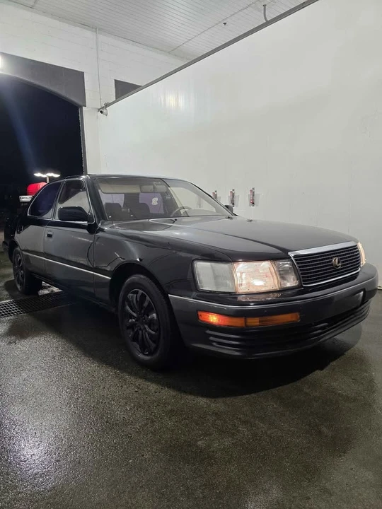 1992 Lexus LS 1st Gen - Image 3 of 13