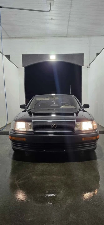 1992 Lexus LS 1st Gen - Image 4 of 16