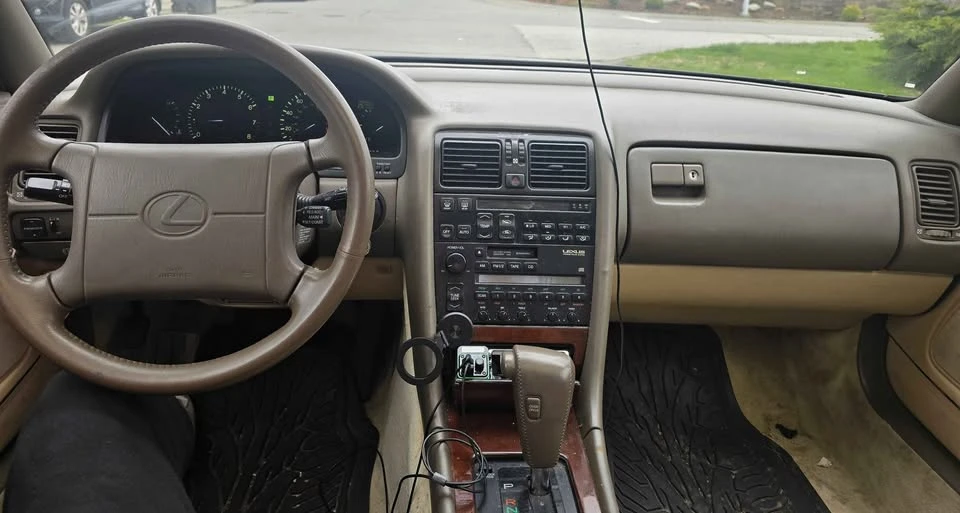 1992 Lexus LS 1st Gen - Image 12 of 16