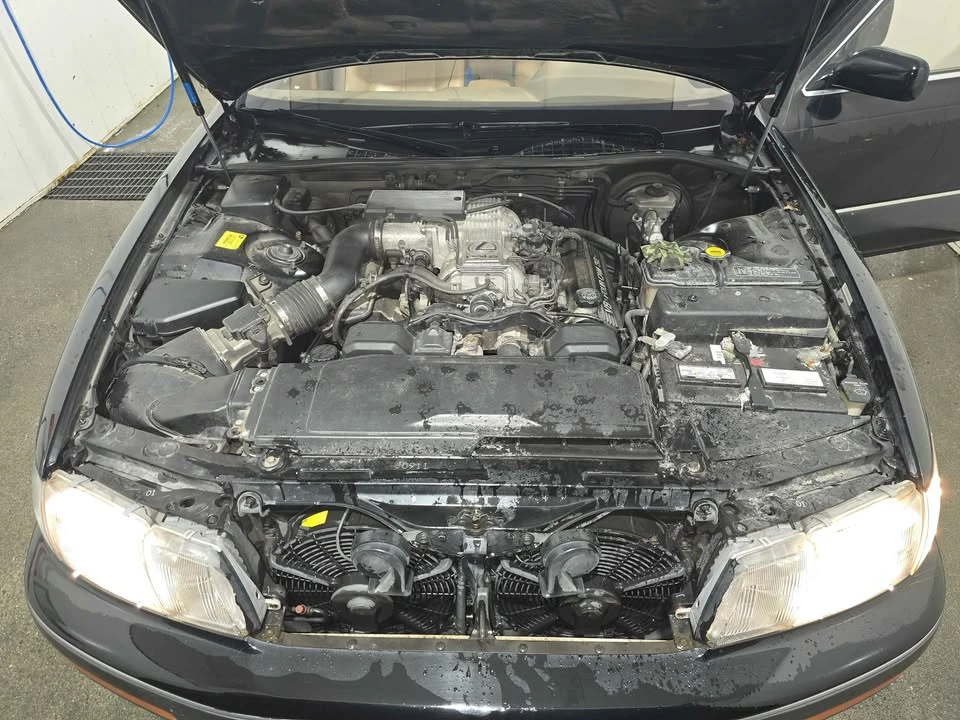 1992 Lexus LS 1st Gen - Image 10 of 16