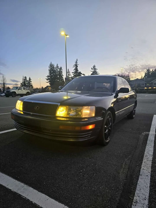 1992 Lexus LS 1st Gen - Image 2 of 16