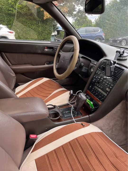 1992 Lexus LS 1st Gen - Image 5 of 6