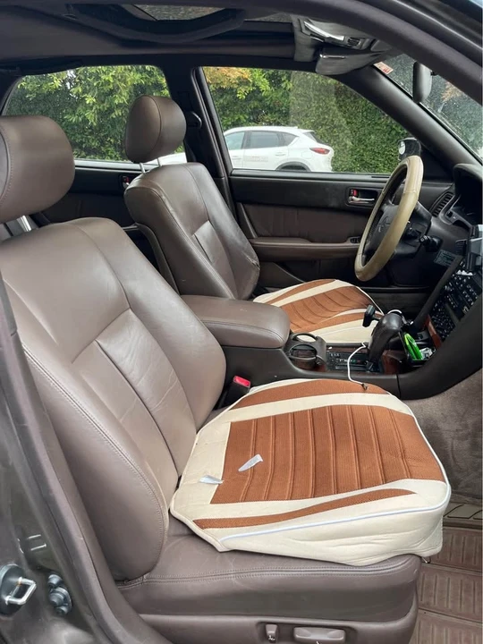 1992 Lexus LS 1st Gen - Image 6 of 6