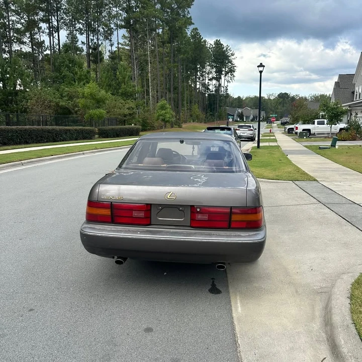 1992 Lexus LS 1st Gen - Image 4 of 10