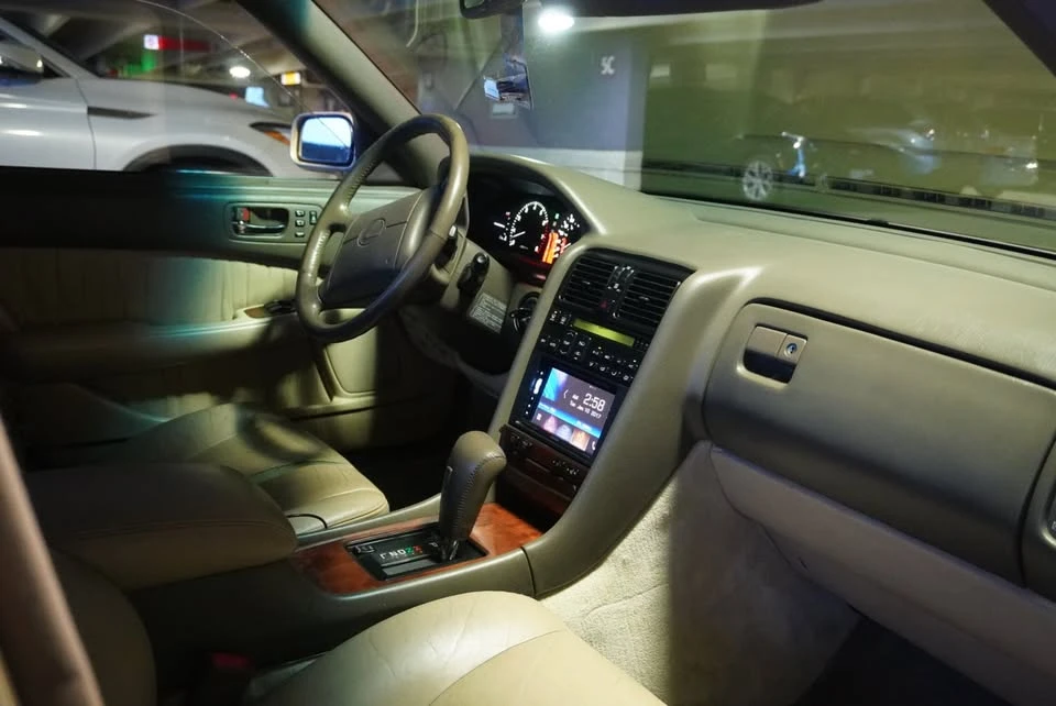 1992 Lexus LS 1st Gen - Image 3 of 15