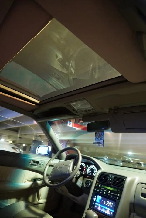 1992 Lexus LS 1st Gen - Image 9 of 15