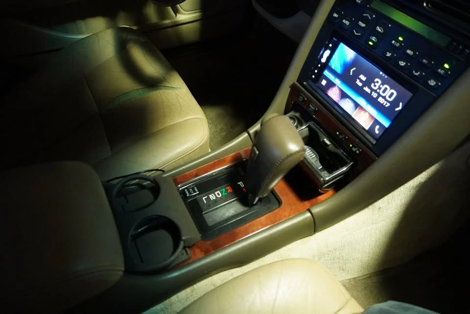 1992 Lexus LS 1st Gen - Image 4 of 15