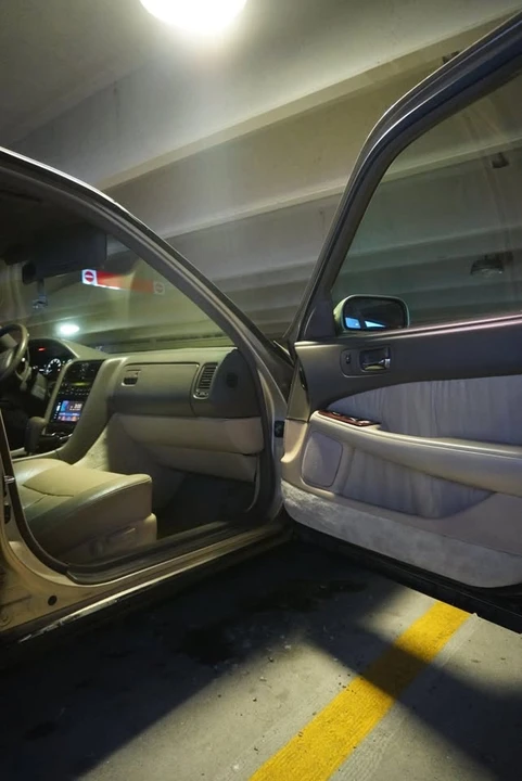 1992 Lexus LS 1st Gen - Image 5 of 15