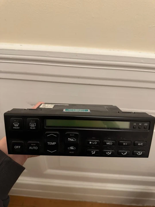 1992 Lexus LS 1st Gen - Image 12 of 12