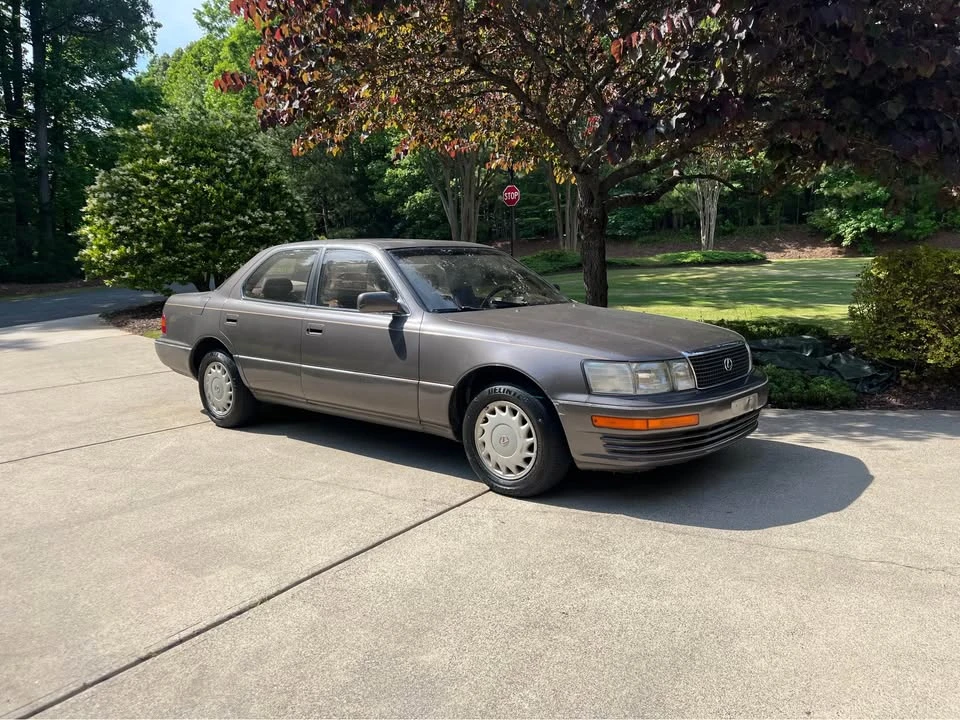 1992 Lexus LS 1st Gen - Image 2 of 13