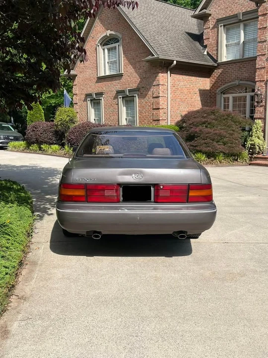 1992 Lexus LS 1st Gen - Image 5 of 13