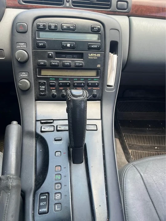1992 Lexus SC400 - Image 10 of 11
