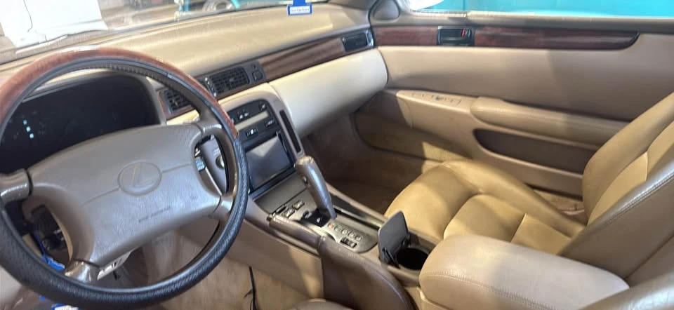 1992 Lexus SC400 - Image 2 of 3