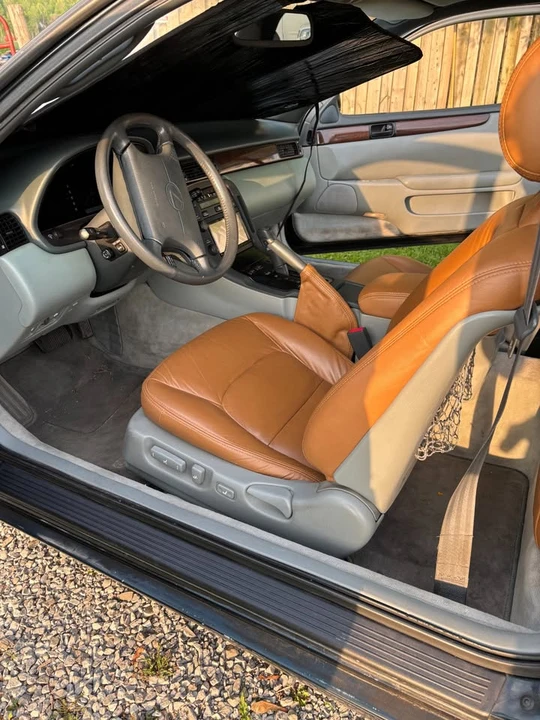 1992 Lexus SC400 - Image 2 of 19