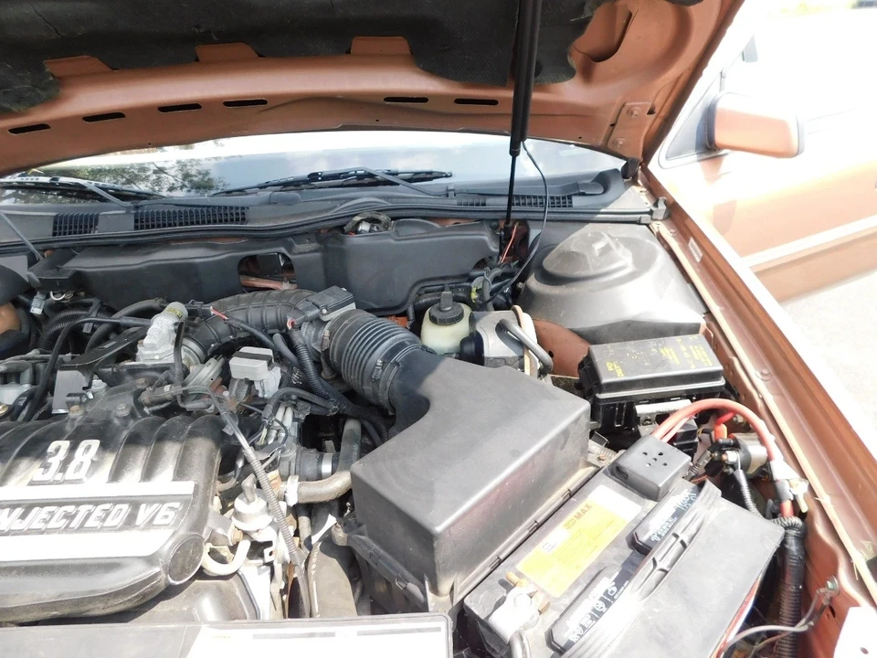 1992 Lincoln Continental 8th Gen - Image 20 of 21