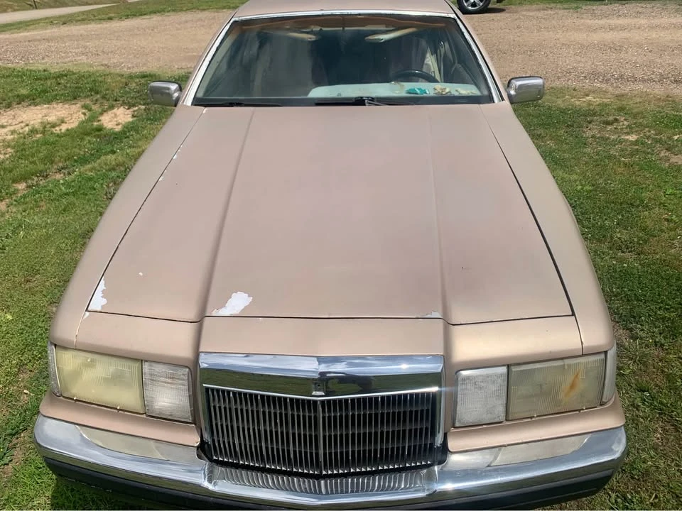 1992 Lincoln Continental 8th Gen - Image 2 of 5
