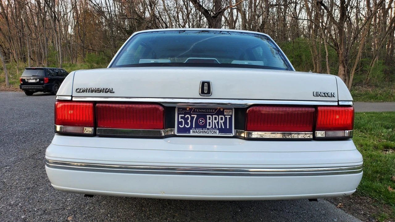 1992 Lincoln Continental 8th Gen - Image 31 of 31