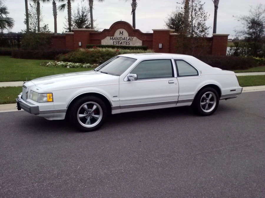 1992 Lincoln Continental Mark VII - Image 2 of 8