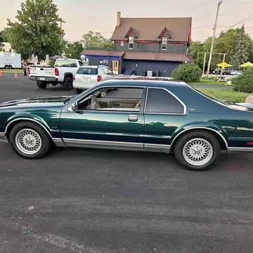 1992 Lincoln Mark VII LSC Sedan 2D