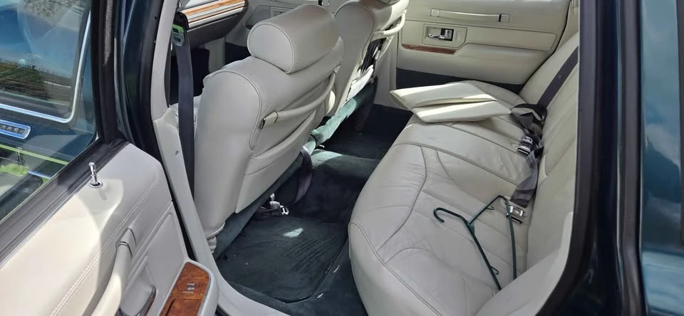1992 Lincoln Town Car - Image 5 of 6