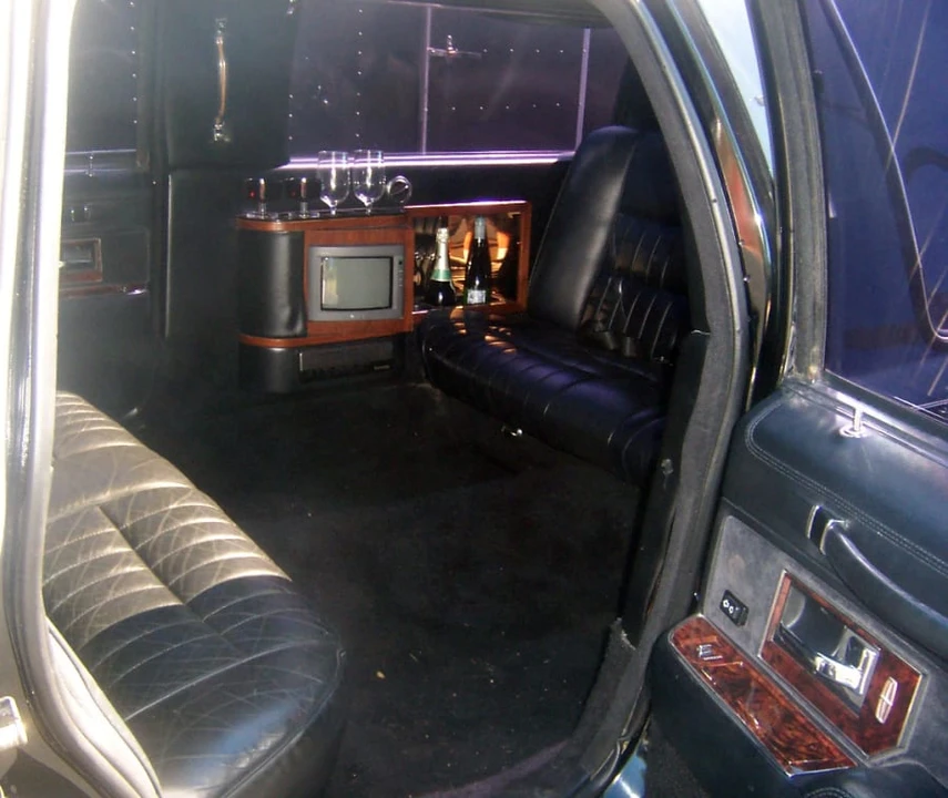 1992 Lincoln Town Car - Image 3 of 4