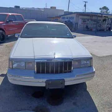 1992 Lincoln Town Car Executive L