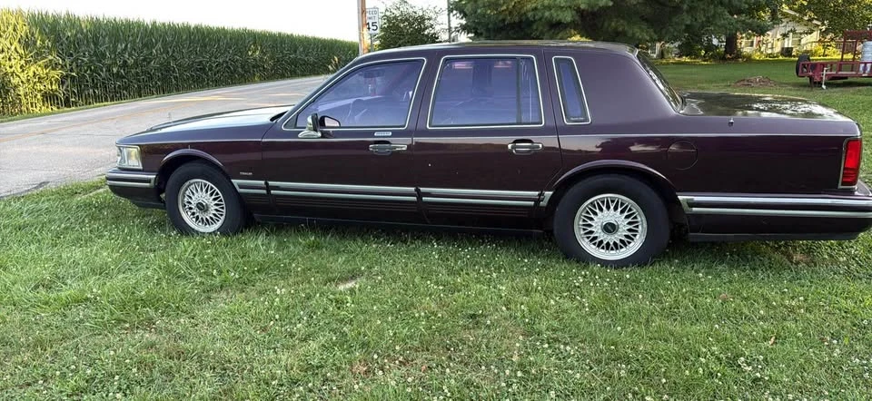 1992 Lincoln Town Car - Image 4 of 10
