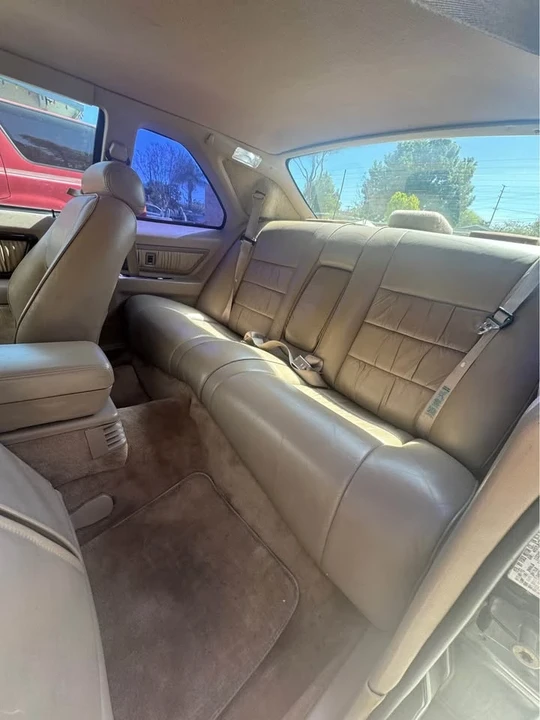 1992 Lincoln Continental Mark VII - Image 6 of 6