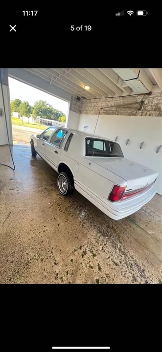 1992 Lincoln Town Car - Image 13 of 19