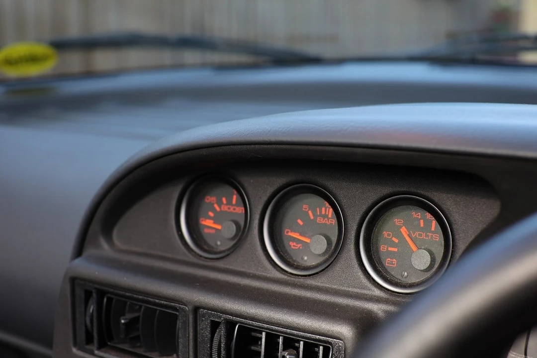 1992 Lotus Elan M100 - Image 29 of 30