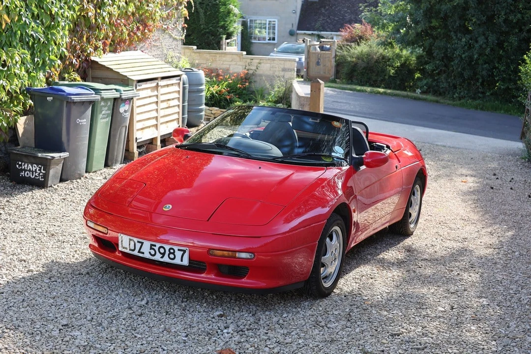 1992 Lotus Elan M100 - Image 2 of 30