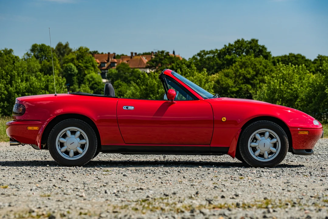 1992 Mazda NA MX-5 Miata - Image 9 of 31