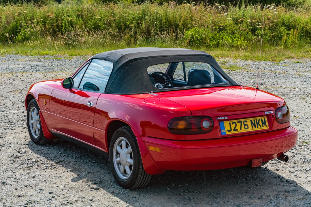1992 Mazda NA MX-5 Miata - Image 14 of 31