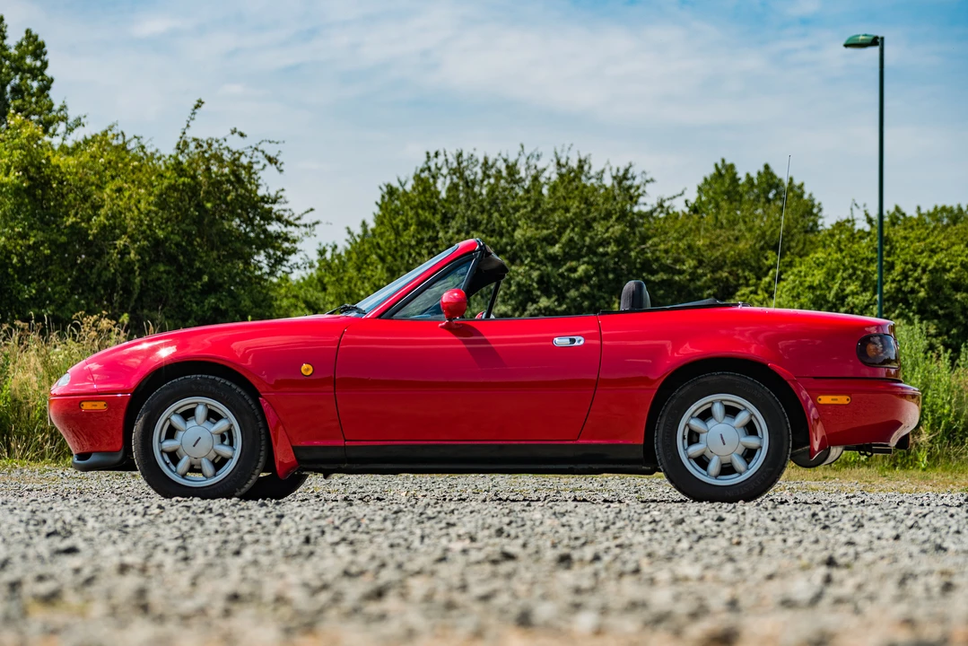 1992 Mazda NA MX-5 Miata - Image 5 of 31