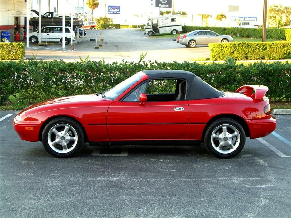 1992 Mazda NA MX-5 Miata - Image 5 of 5