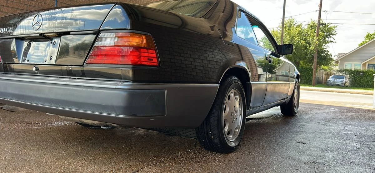 1992 Mercedes-Benz W124 E-Class - Image 6 of 16