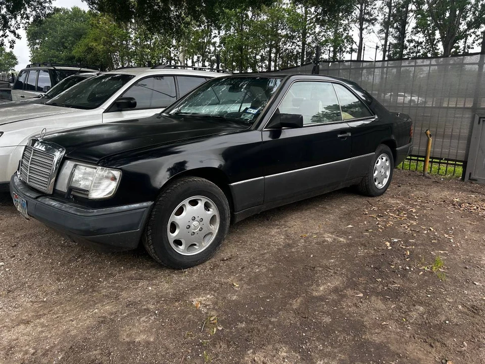 1992 Mercedes-Benz W124 E-Class - Image 4 of 16