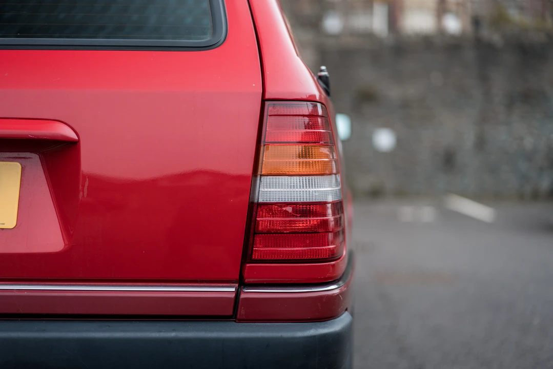 1992 Mercedes-Benz W124 E-Class - Image 23 of 31