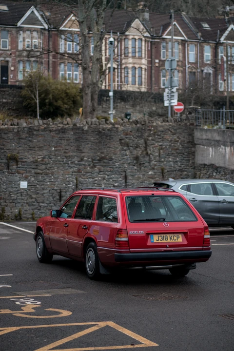 1992 Mercedes-Benz W124 E-Class - Image 17 of 31