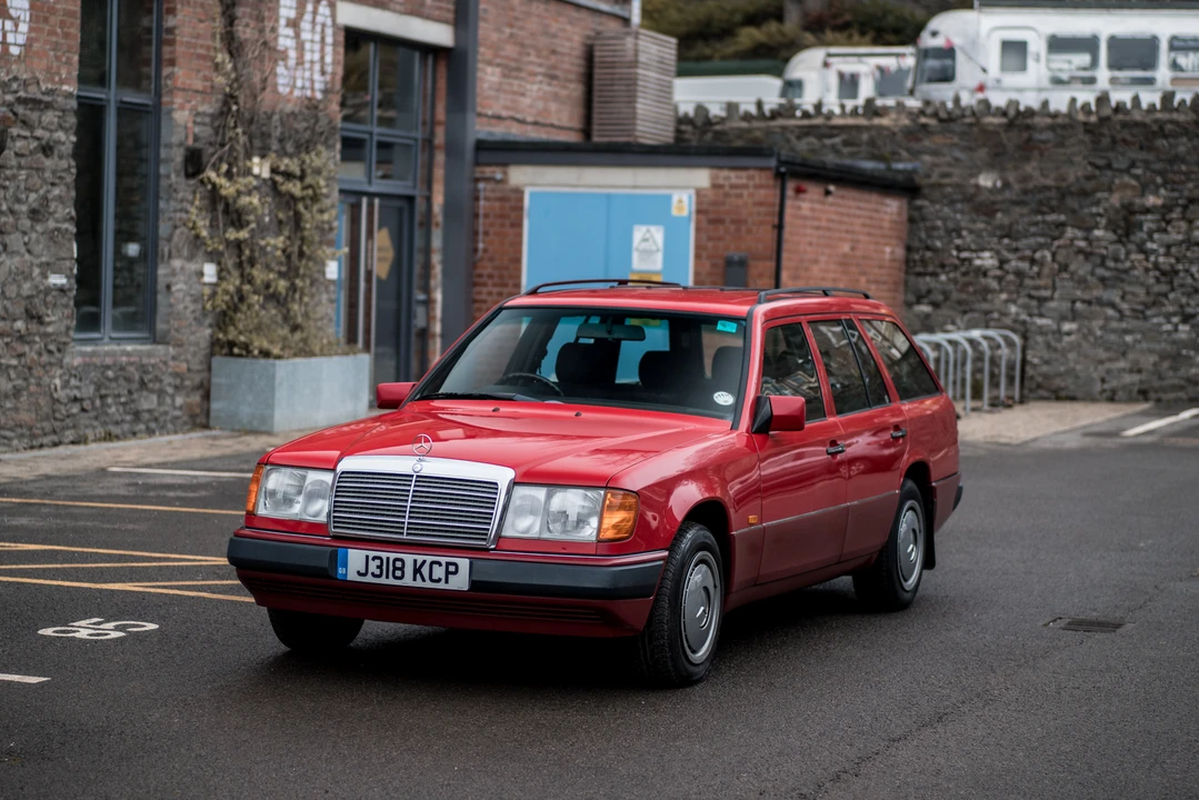 1992 Mercedes-Benz W124 E-Class - Image 14 of 31