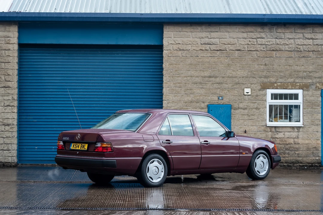 1992 Mercedes-Benz W124 E-Class - Image 25 of 31