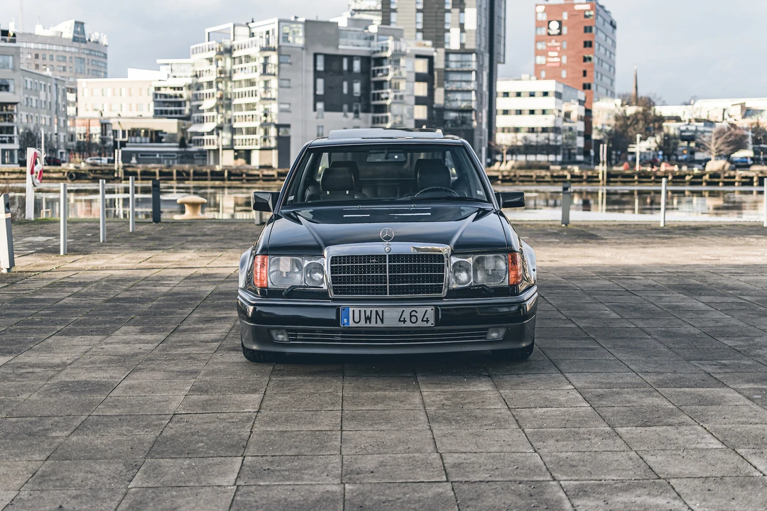 1992 Mercedes-Benz W124 E-Class - Image 3 of 31