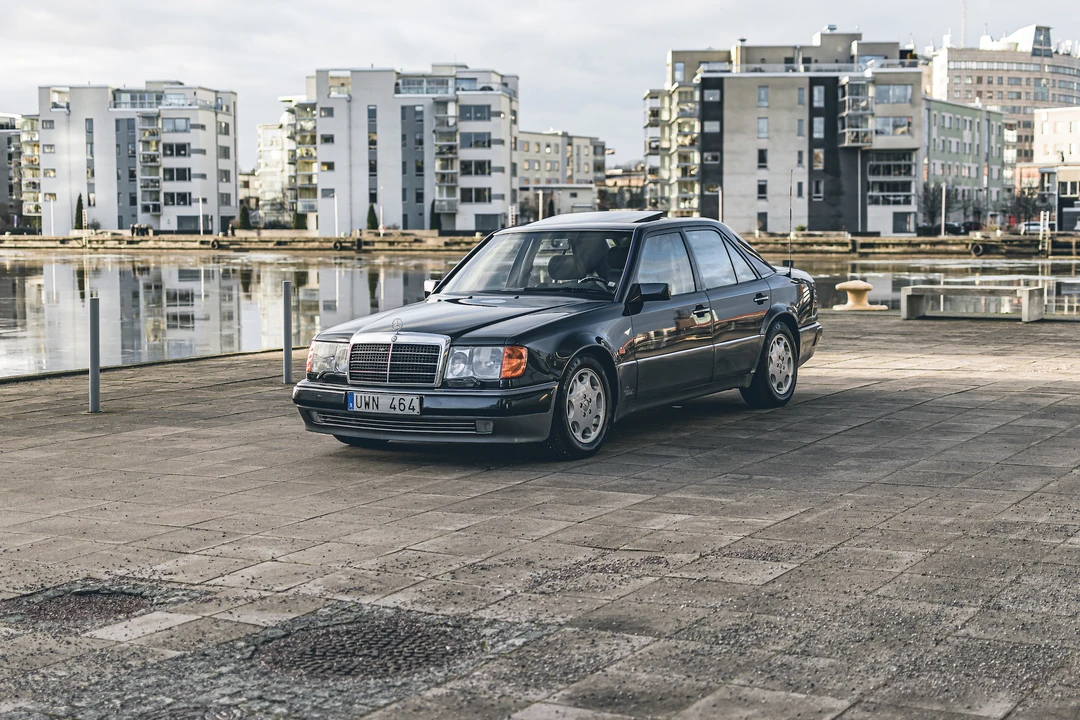 1992 Mercedes-Benz W124 E-Class - Image 10 of 31