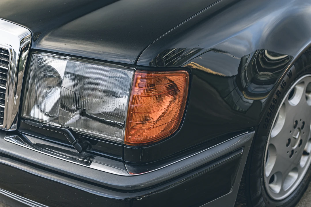 1992 Mercedes-Benz W124 E-Class - Image 18 of 31