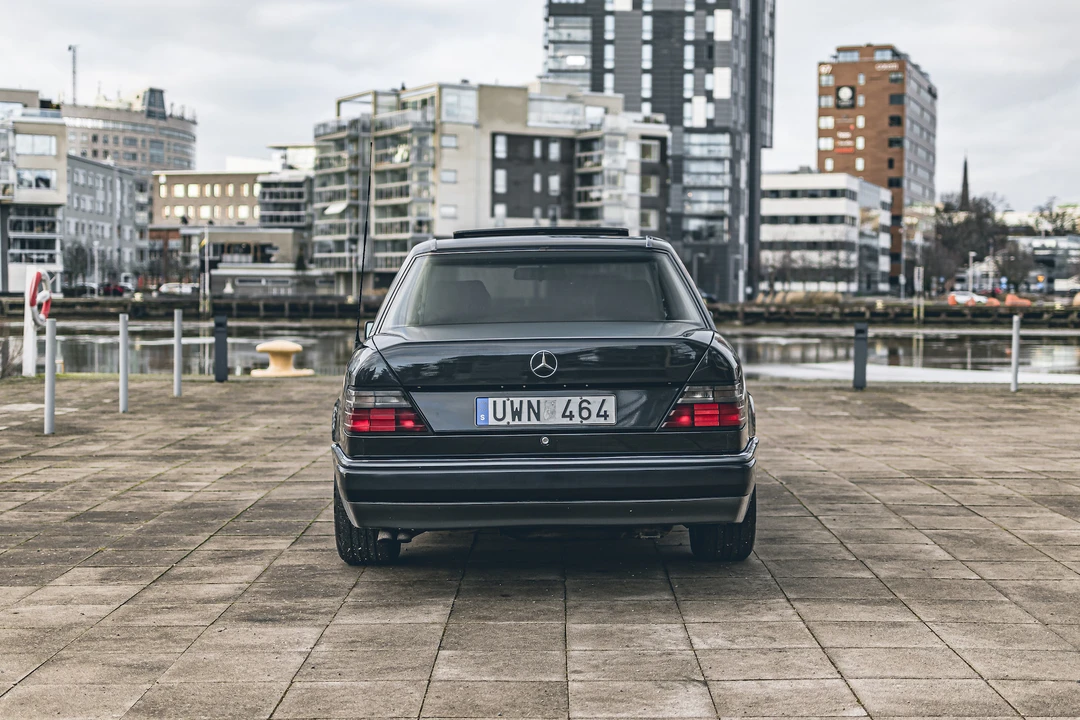 1992 Mercedes-Benz W124 E-Class - Image 7 of 31