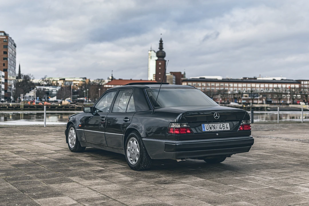 1992 Mercedes-Benz W124 E-Class - Image 8 of 31